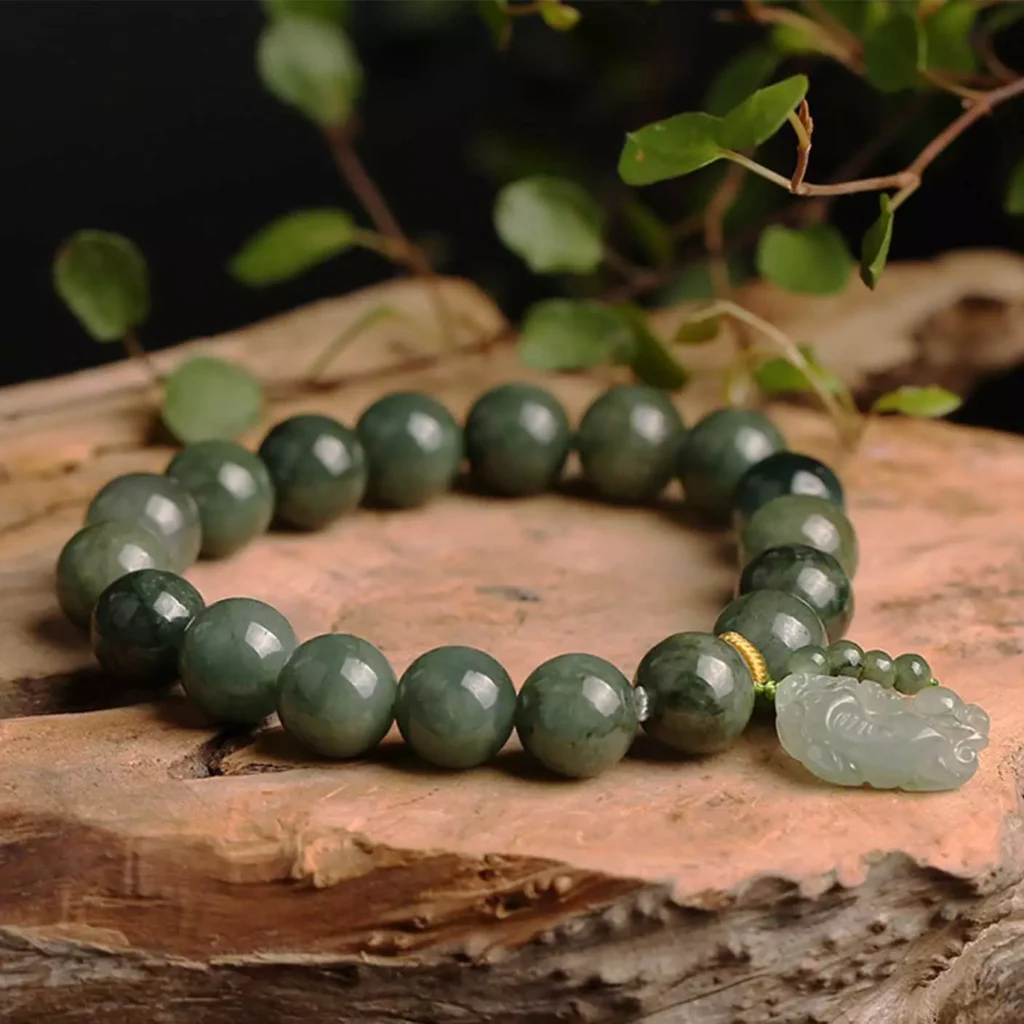 Attract wealth-Jadeite Pixiu jade bracelet